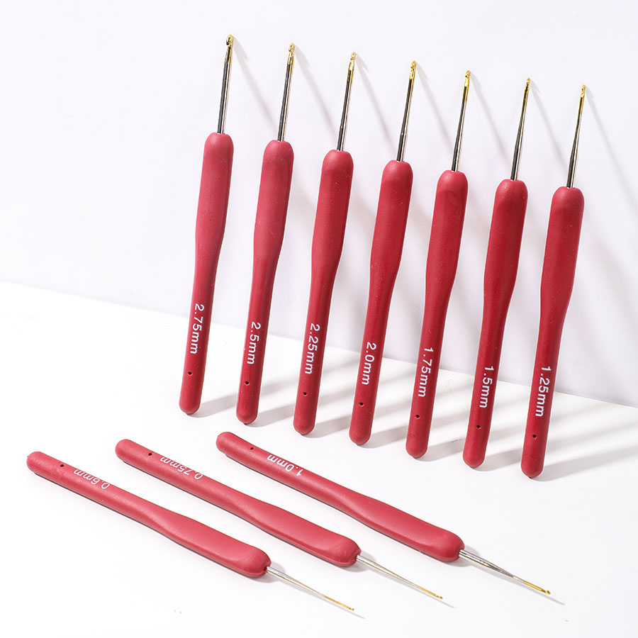 10 個赤かぎ針編みセットキットシリコーンハンドルかぎ針編み - Textile Sewing Kit のレビューと価格