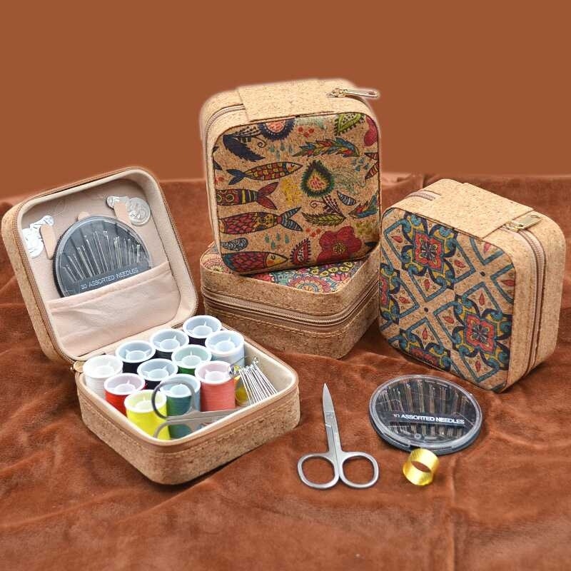 ヴィンテージコルクボヘミアンフローラルソーイングキット、ポー - Textile Sewing Kit のレビューと価格